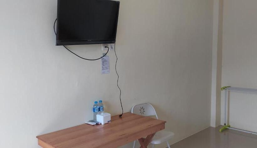 Номер Стандарт, Oyo 90490 Hotel Nyi Rindang