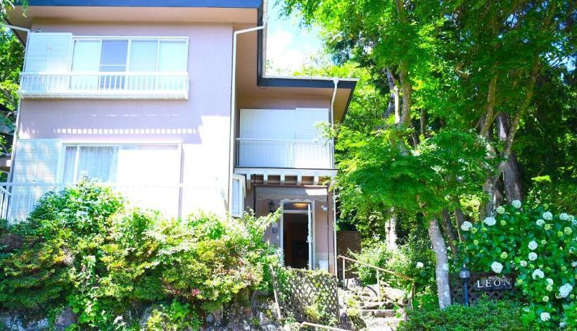 Дом 1 Спальня, Hakone Leon