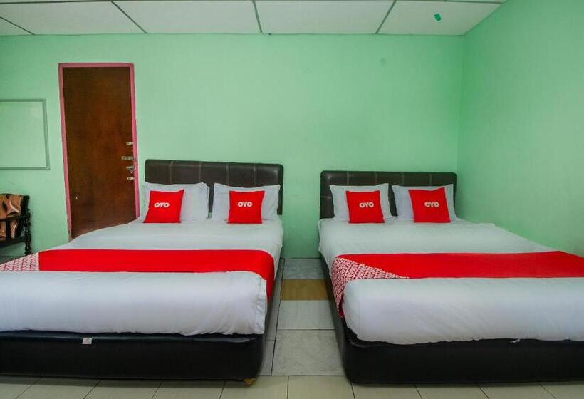 سوییت خانوادگی, Oyo 90124 Payang Puri Baru