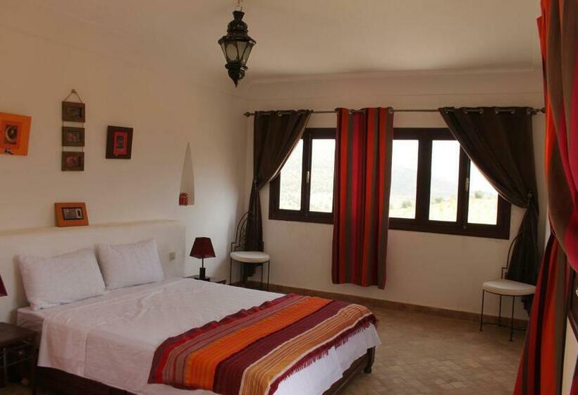Люкс, Gîte Raid Oriental