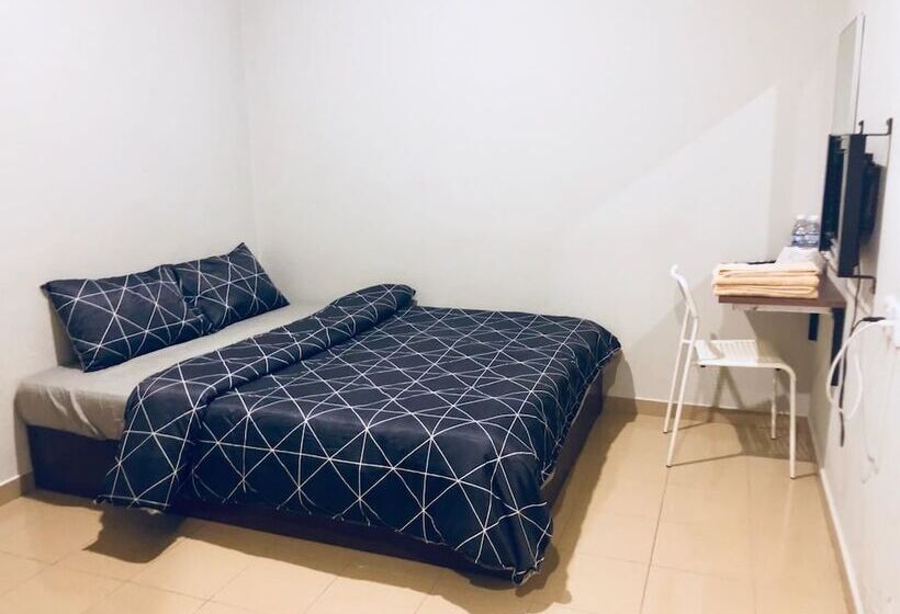 スタンダードルーム, Lunas Homestay By Yolodge