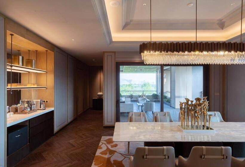 سوئیت پرزیدنت, Gran Melia Chengdu