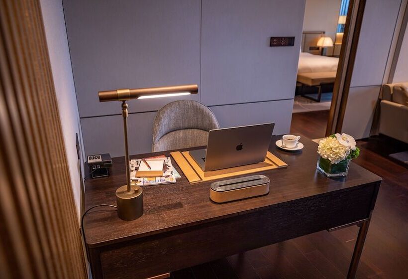 سوییت جونیور, Gran Melia Chengdu