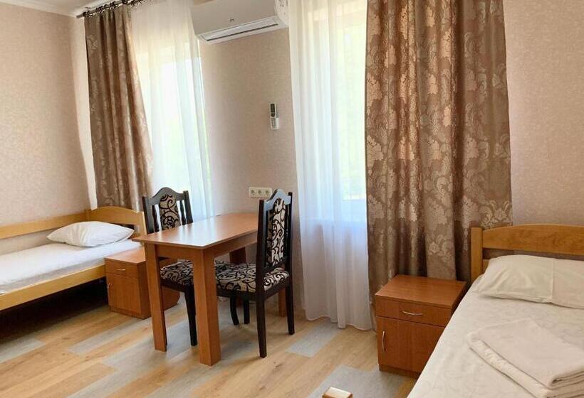 클래식 4인 룸, мини гостиница три коня