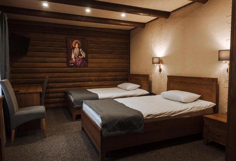 스탠다드 룸, Turiyske Podvir Ya