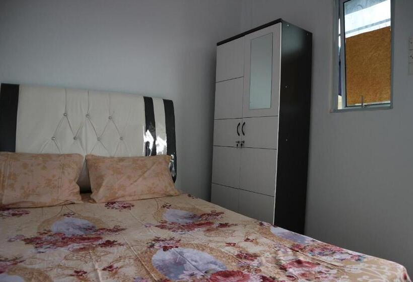 Номер Стандарт, Oyo Life 2670 Aline Kost
