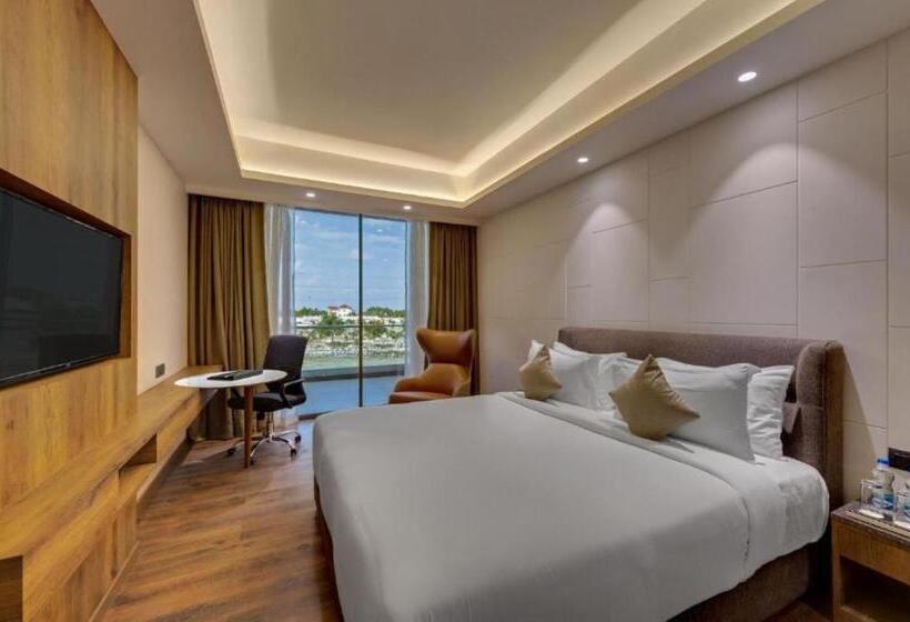 套房, The Fern Royal Farm Resort Anjar