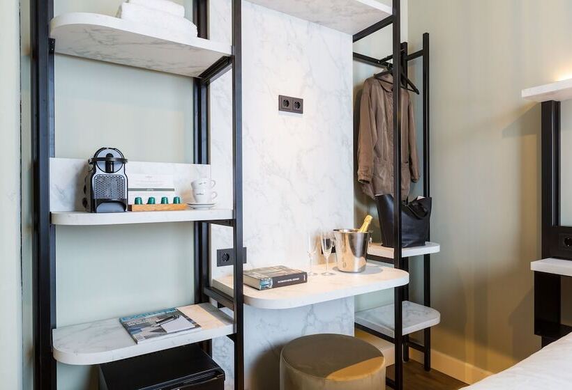 Номер Комфорт, Boutique Hotel Lumiere