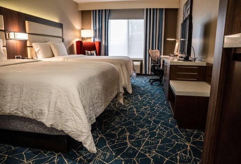 Номер Стандарт, Hilton Garden Inn Fayetteville Fort Liberty