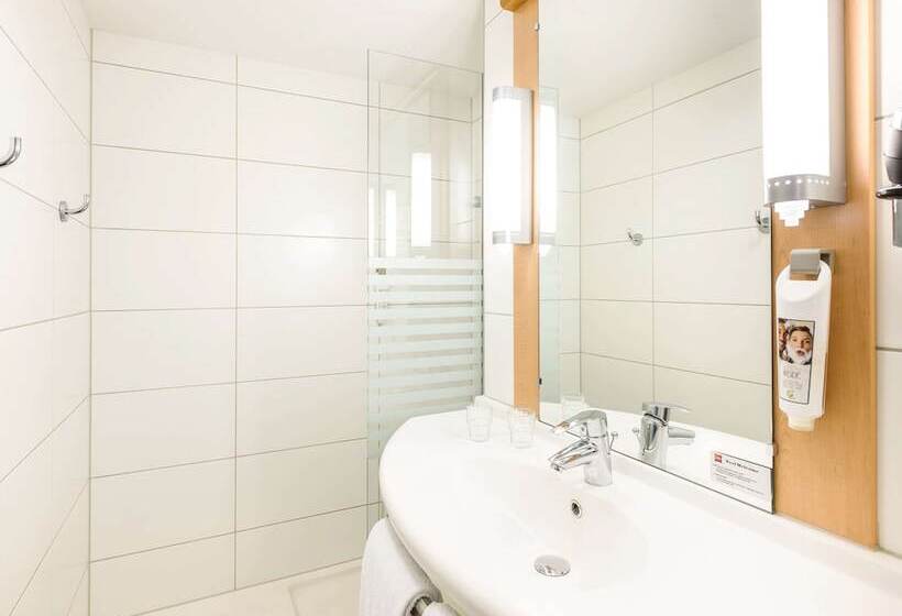 스탠다드 룸, Ibis Konstanz