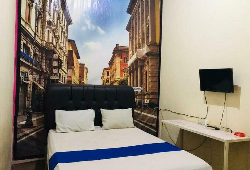 디럭스 룸, The One Hotel Gorontalo Mitra Reddoorz