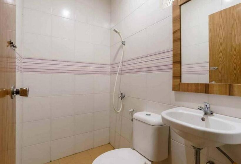 Номер Deluxe, Reddoorz @ Dwipa Wisata