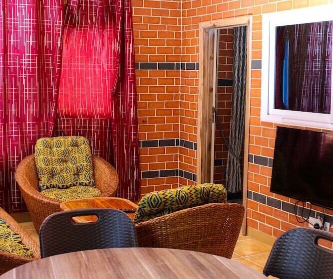 Президентский Люкс, Agblor Lodge