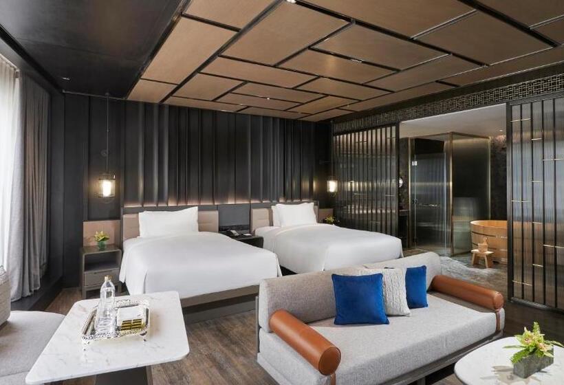 Номер Deluxe Кровать Кинг, Okura Manila