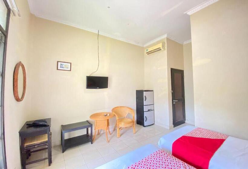 Номер Deluxe, Super Oyo Flagship 90644 Cottage Nalendra Nuansa Nusantara