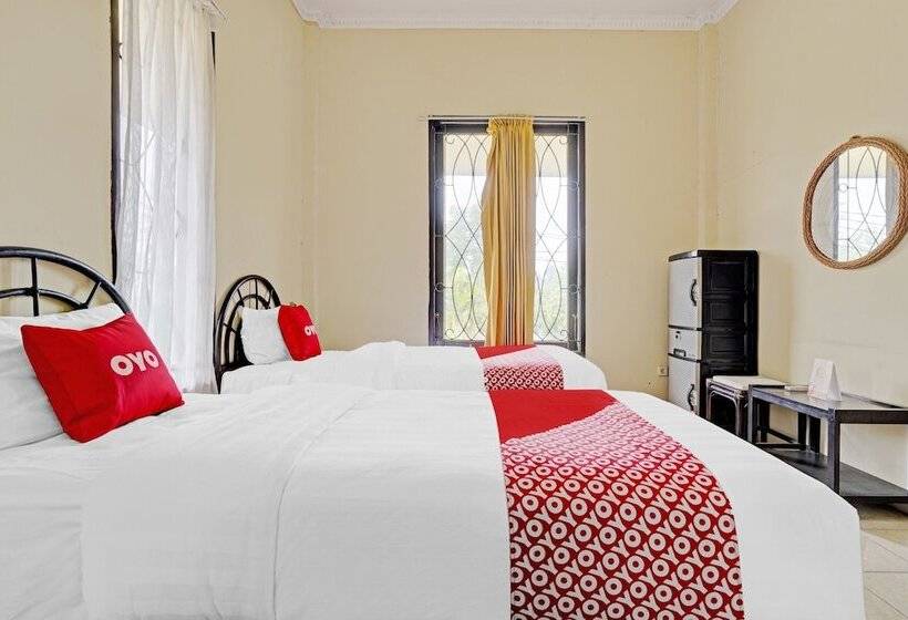 Номер Deluxe, Super Oyo Flagship 90644 Cottage Nalendra Nuansa Nusantara