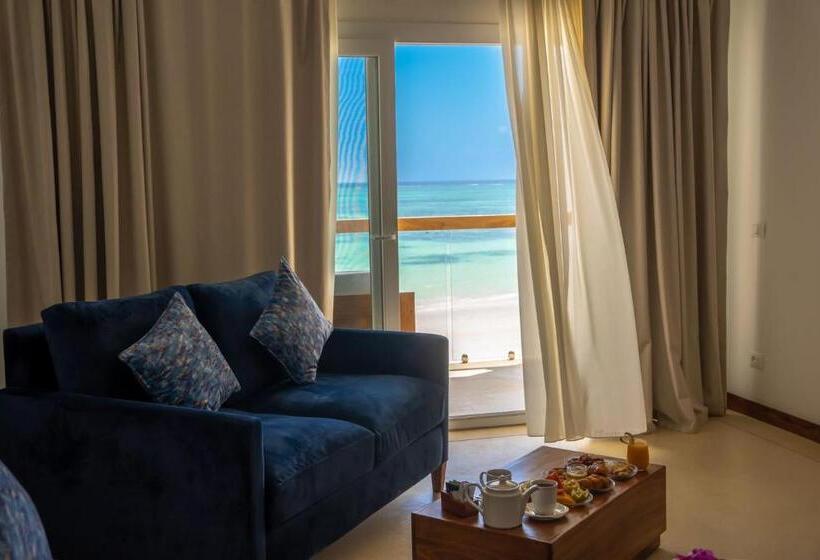 豪华海景房带阳台, Imara Beach Resort