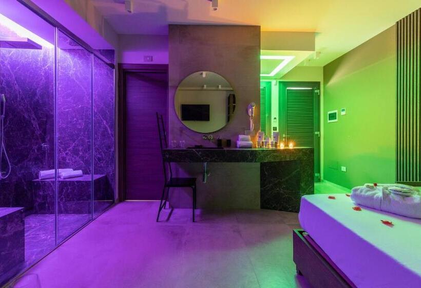 Люкс с гидромассажем, Giafra Luxury Rooms