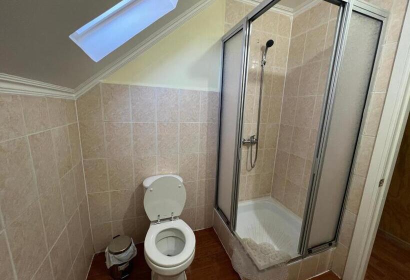 Номер Стандарт Совместная Ванная, Hostal Piedra Santa