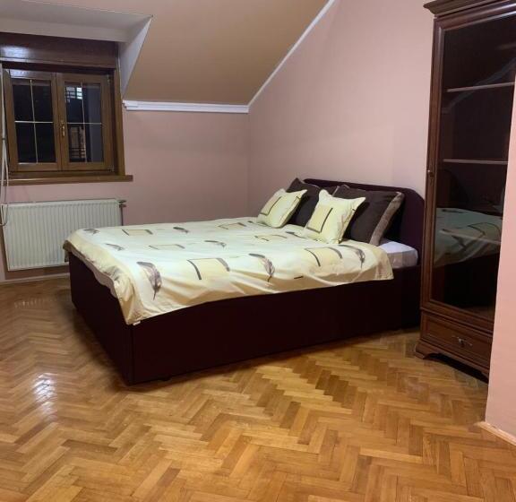 سوییت خانوادگی, Relax And Pool Apartments Novi Sad
