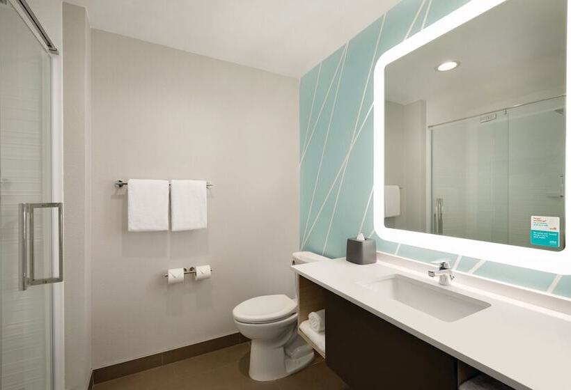 스탠다드 룸 더블 침대 2개, Avid Hotel Fayetteville West