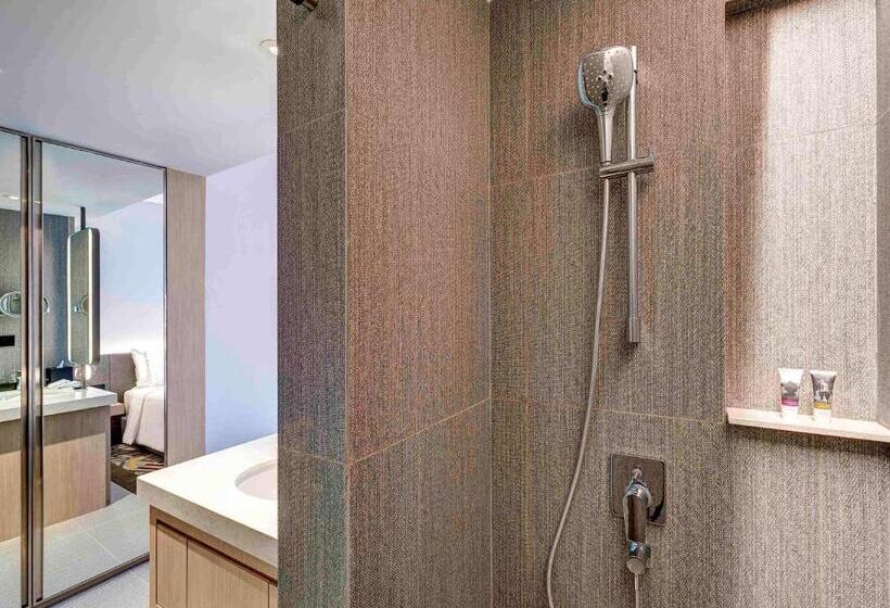 חדר דלוקס, Mercure Kuala Lumpur Glenmarie