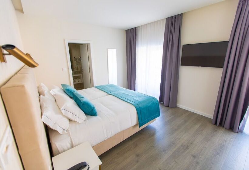 اتاق استاندارد, Mondego