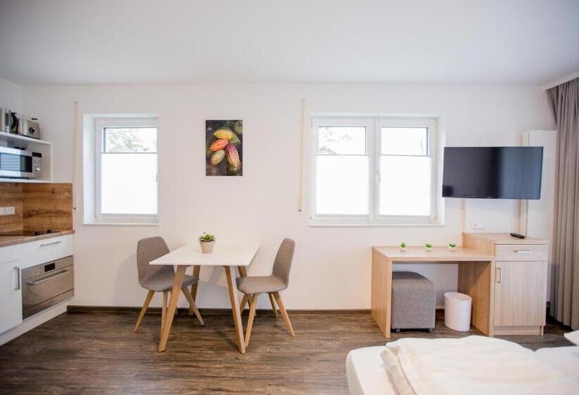 Номер Deluxe с Балконом, Schoko Apartments