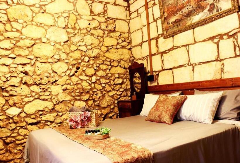 اتاق لوکس, Il Bàrraġ Farmhouse B&b   Gozo Traditional Hospitality