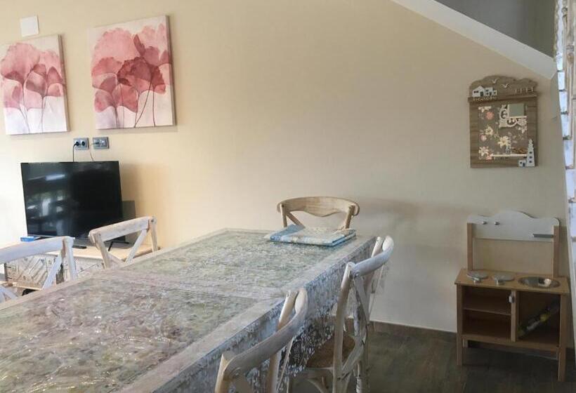 Дом 4 Спальни, Las Villas De Fuentidueña