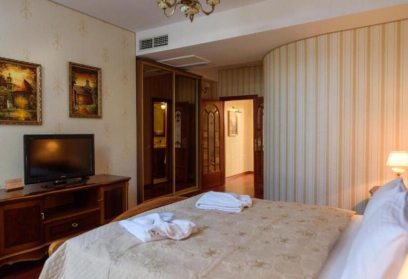 스위트, Apart Hotel Chale Graal