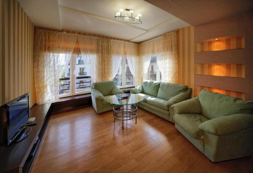 로얄 스위트, Apart Hotel Chale Graal