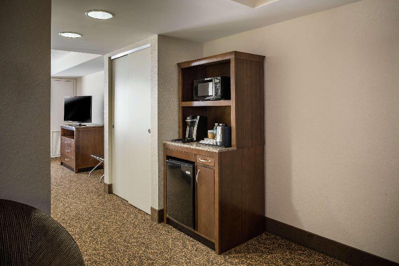 Полулюкс Кровать Кинг, Hilton Garden Inn Richmond Innsbrook