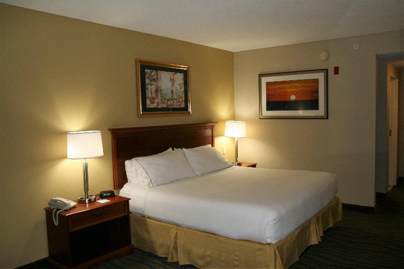 스위트 킹사이즈 침대, Holiday Inn Express Hotel & Suites Brooksville West By Ihg