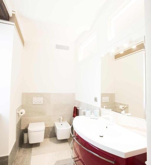 Номер Стандарт, Carossi B&b