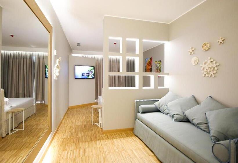 小型套房带海景, Vlora Priam Affiliated by Meliá