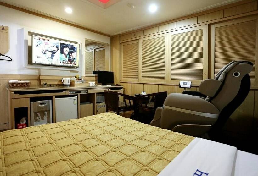 Номер Стандарт, Yeoju Hightel