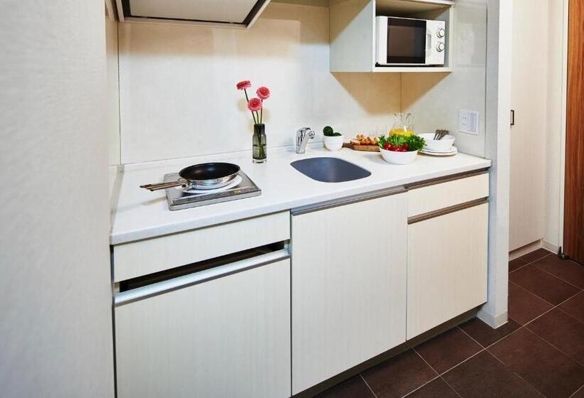 Студия Премиум, Citadines Karasuma Gojo Kyoto