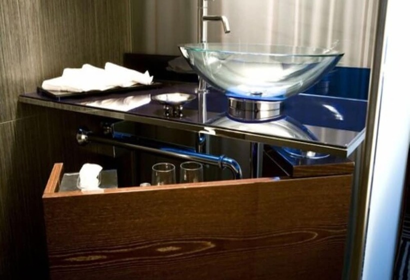 Suite, The Joule