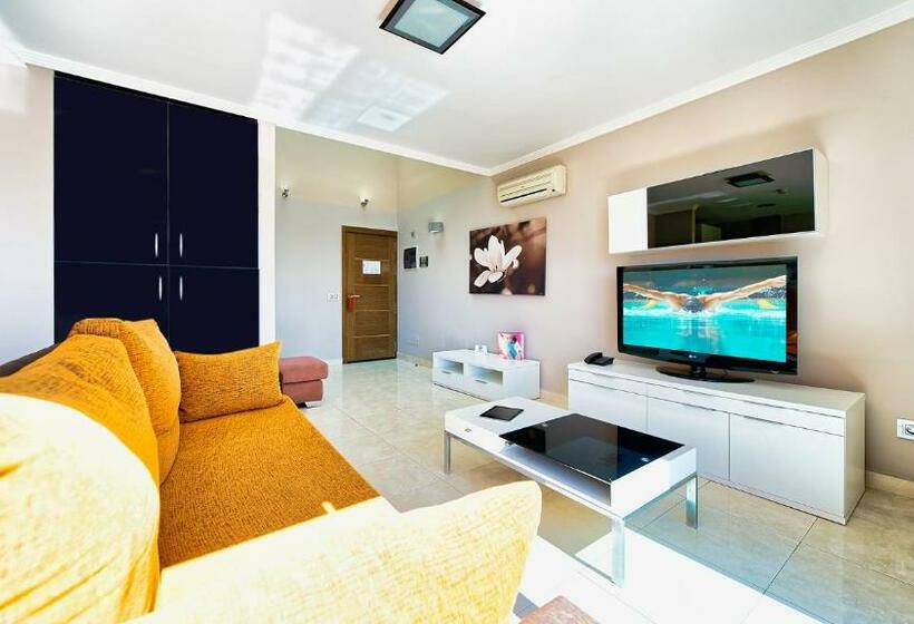 Апартаменты 2 Спальни с Балконом, Las Villas De Amadores