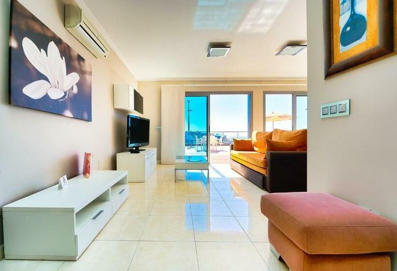 침실 2개 아파트, Las Villas De Amadores