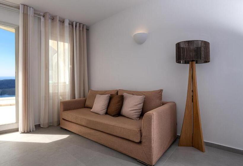 전망 스위트, Adamant Suites
