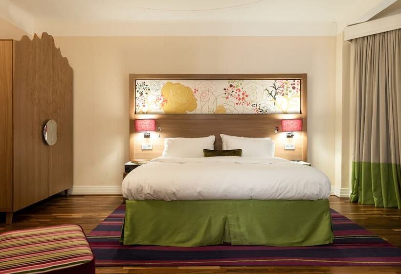 اتاق لوکس, Elite Hotel Esplanade