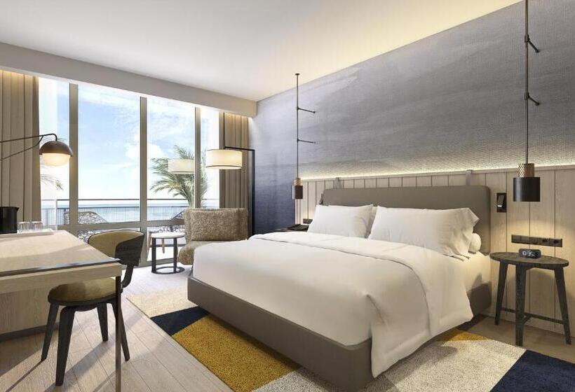 Люкс с Балконом, Four Points By Sheraton Sunny Beach