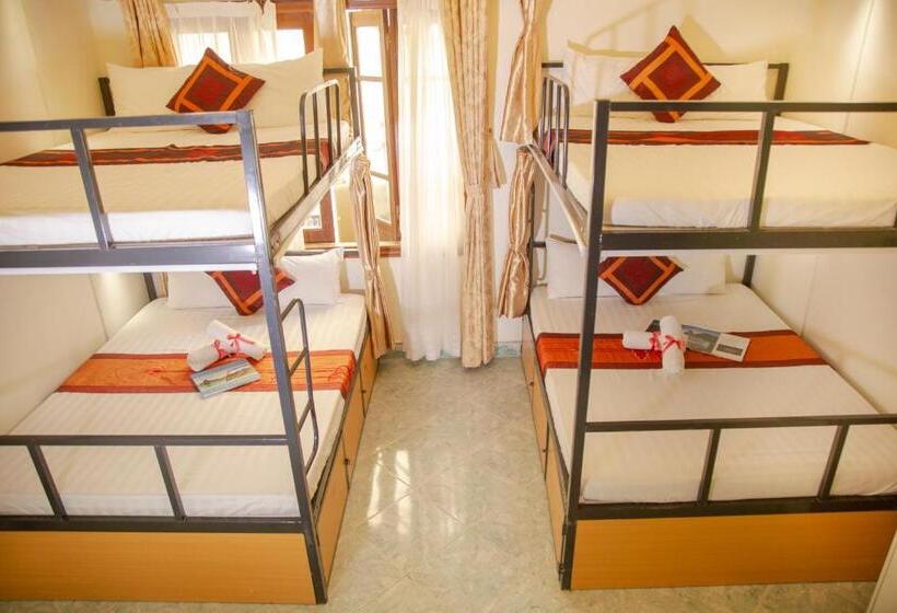 Vuode Makuusalissa, Hanoi City Backpackers Hostel