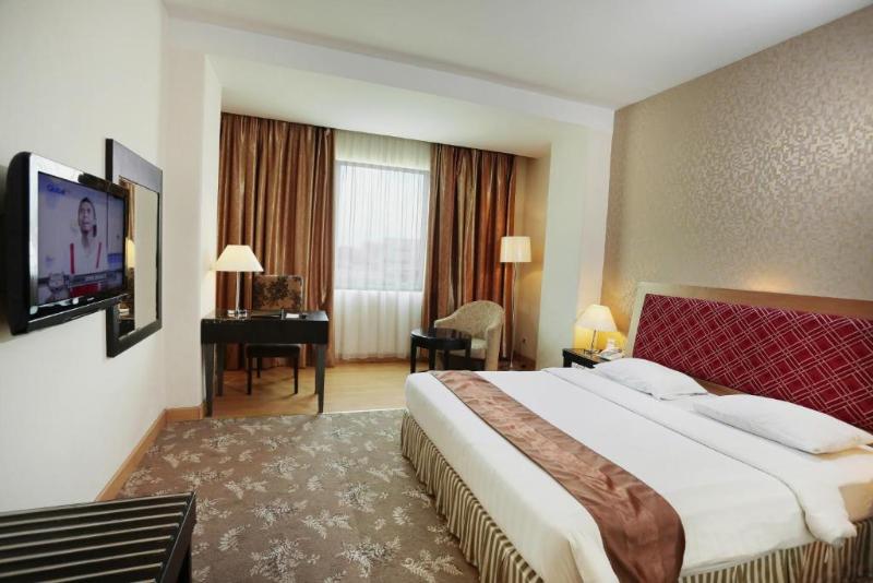Номер Deluxe, Rocky Plaza Hotel Padang