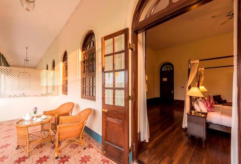 带大床的标准间, Royal Orchid Brindavan Garden Mysore
