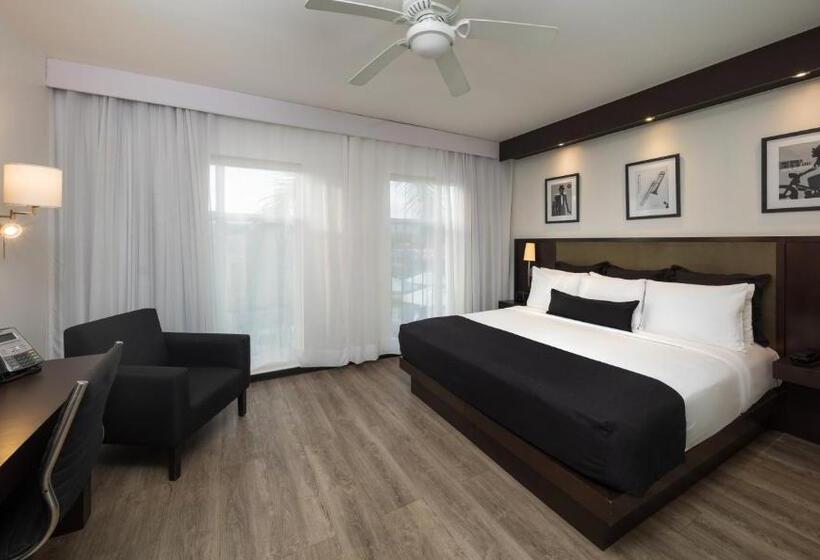 Стандартный Номер Кровать Кинг, S Hotel Kingston