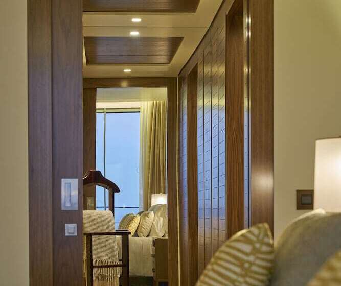 스위트, Les Suites At The Cliff Bay   Portobay