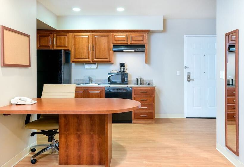 Люкс, Candlewood Suites Lax Hawthorne, An Ihg